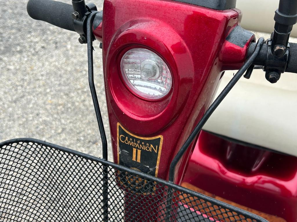 2024 SHERMAN + REILLY Scooter - $799