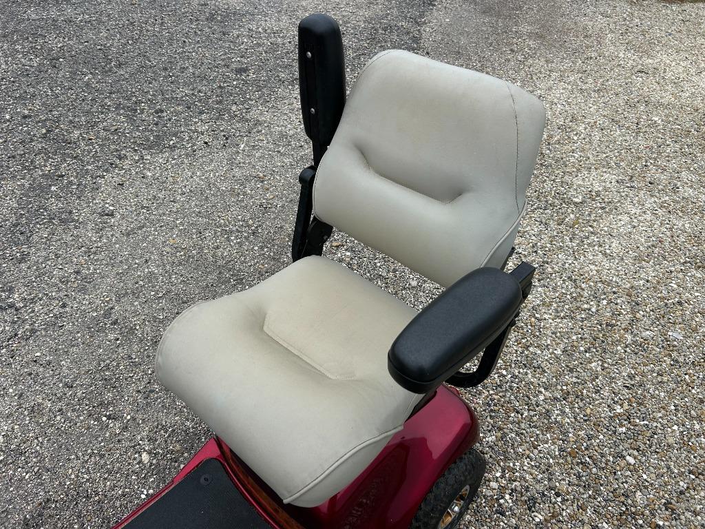 2024 SHERMAN + REILLY Scooter - $799