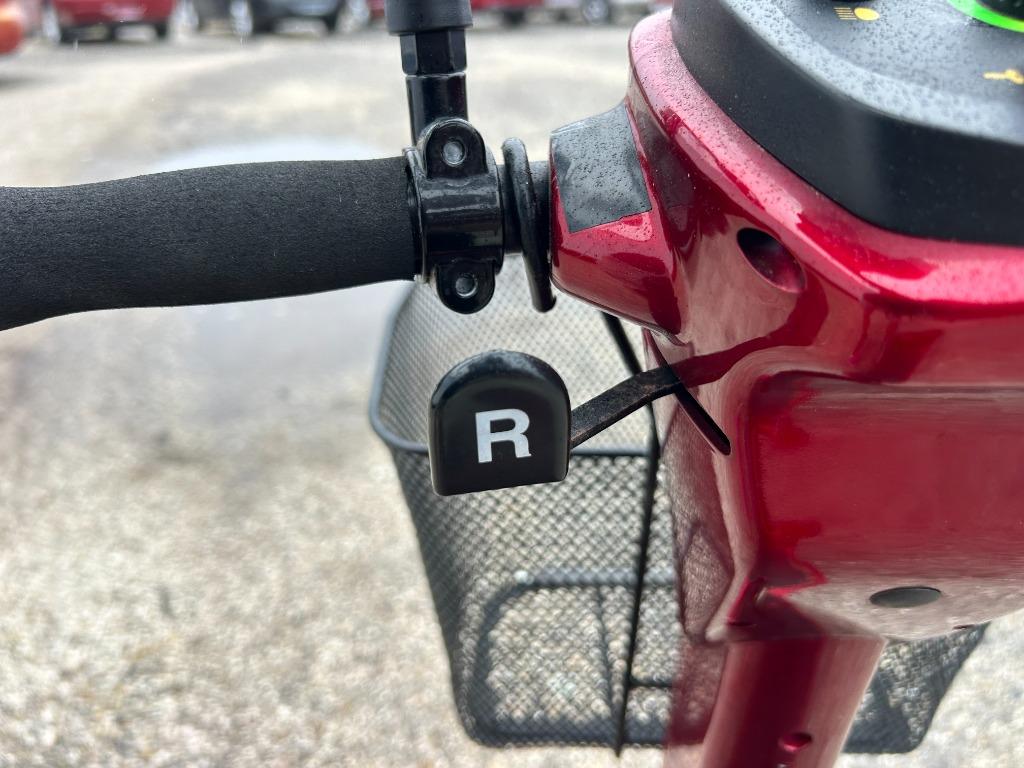 2024 SHERMAN + REILLY Scooter - $799