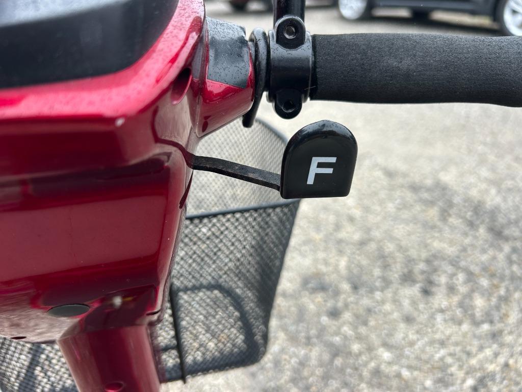 2024 SHERMAN + REILLY Scooter - $799
