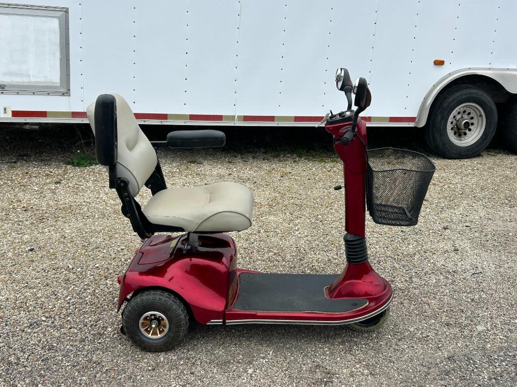 2024 SHERMAN + REILLY Scooter - $799