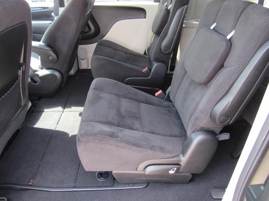 2014 Dodge Grand Caravan - $10,995