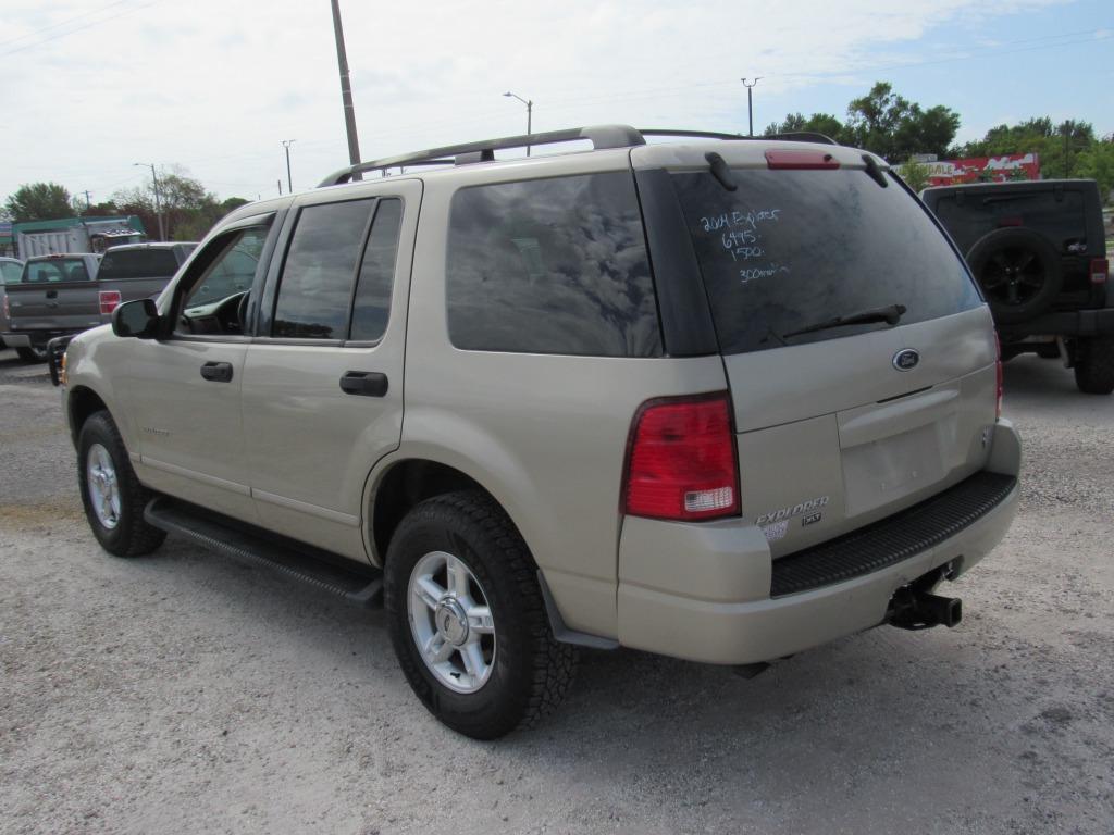 2004 Ford Explorer - $6,495