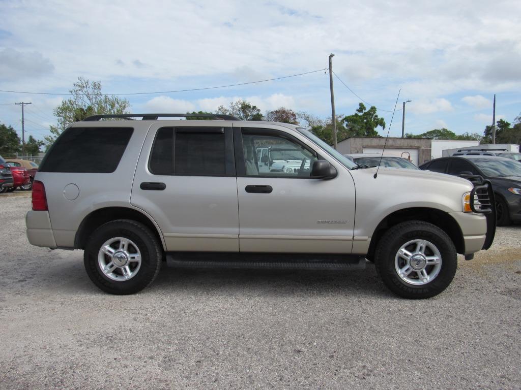 2004 Ford Explorer - $6,495