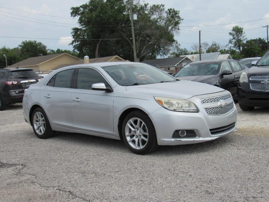 2013 Chevrolet Malibu - $3,500