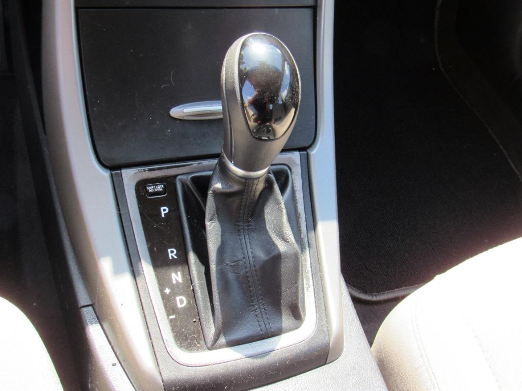 2016 Hyundai Elantra - $8,995