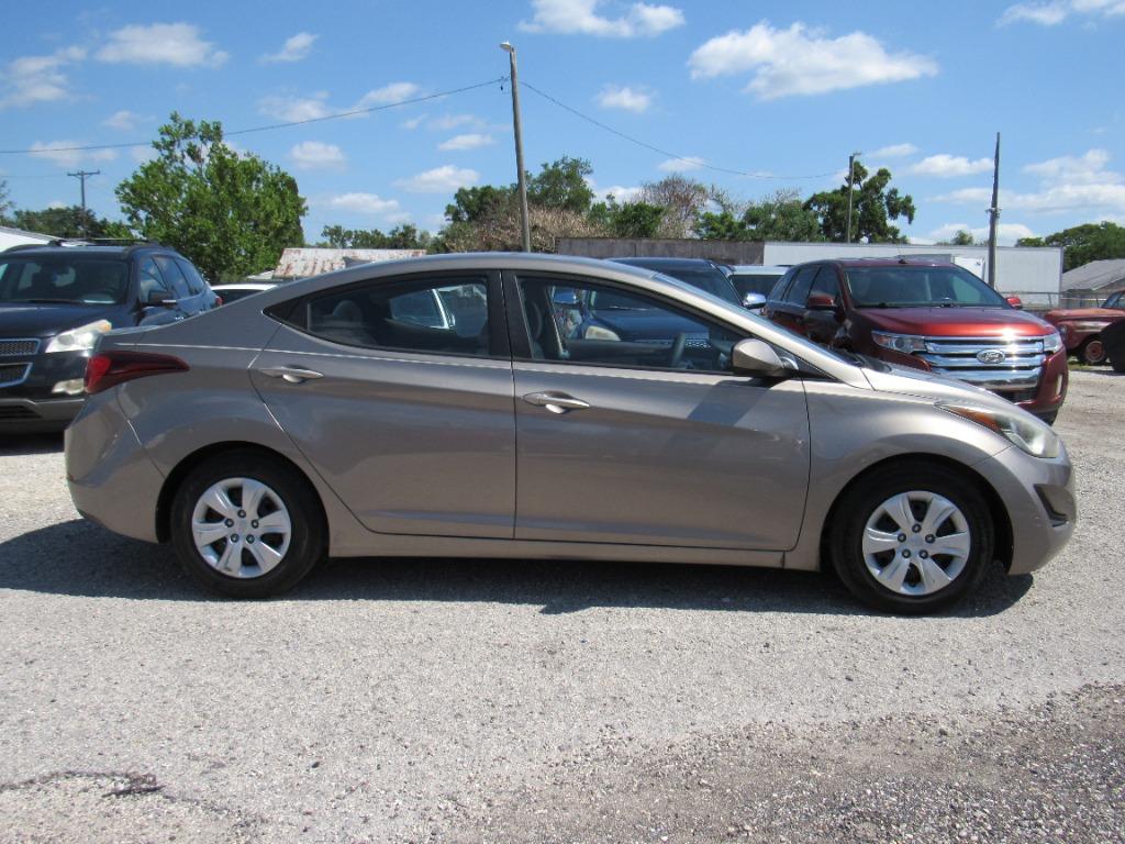 2016 Hyundai Elantra - $8,995