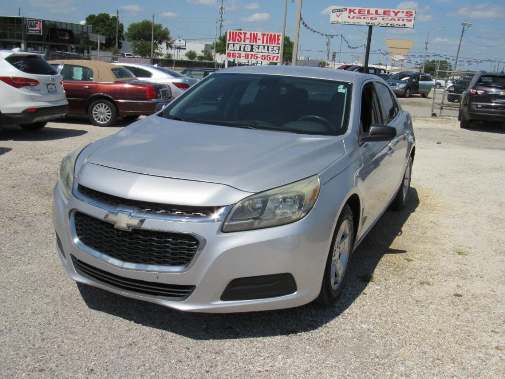 2015 Chevrolet Malibu - $9,995