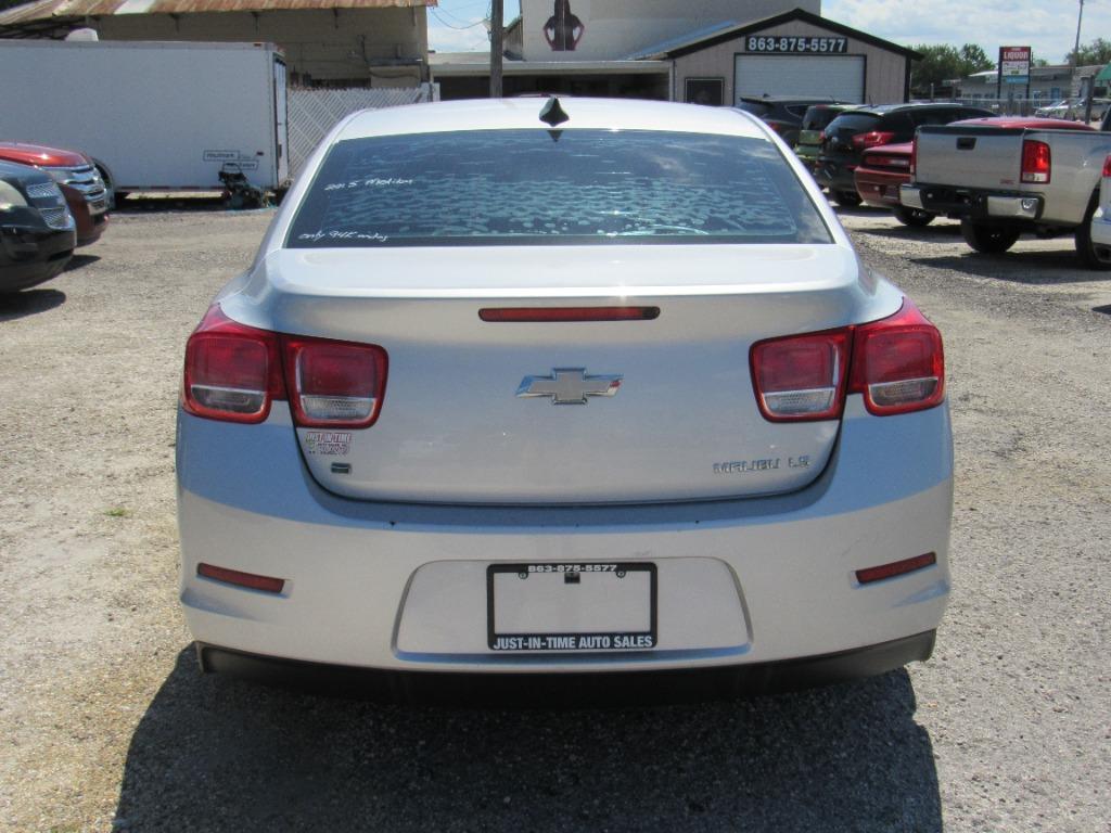 2015 Chevrolet Malibu - $9,995