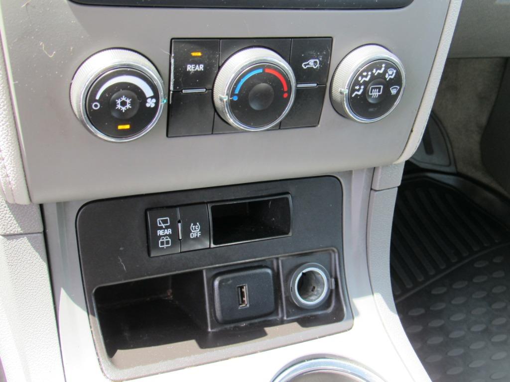2017 Chevrolet Traverse - $10,995