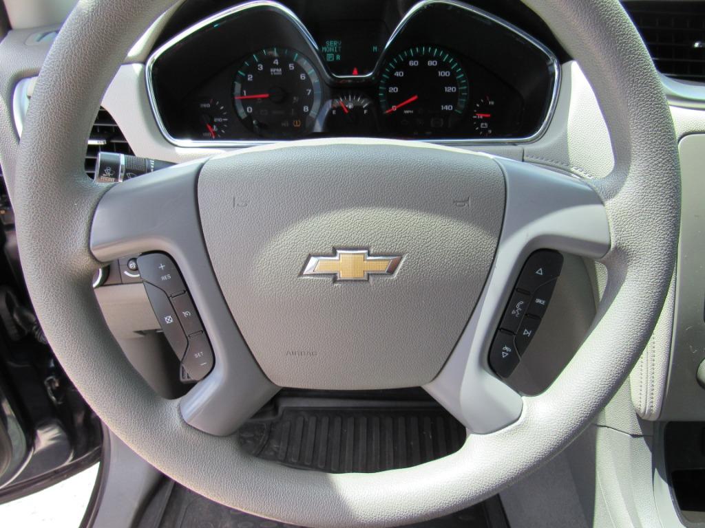 2017 Chevrolet Traverse - $10,995