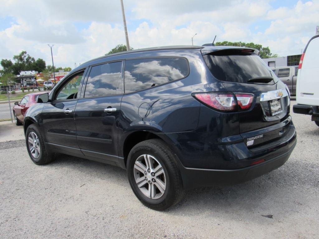 2017 Chevrolet Traverse - $10,995