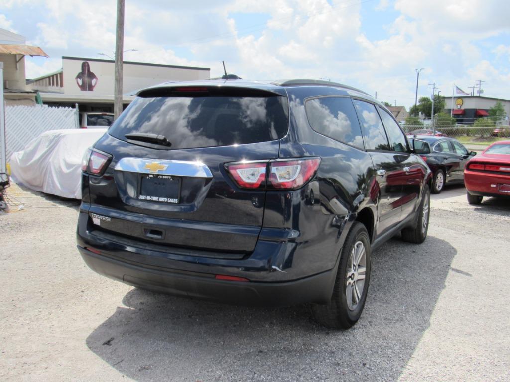 2017 Chevrolet Traverse - $10,995