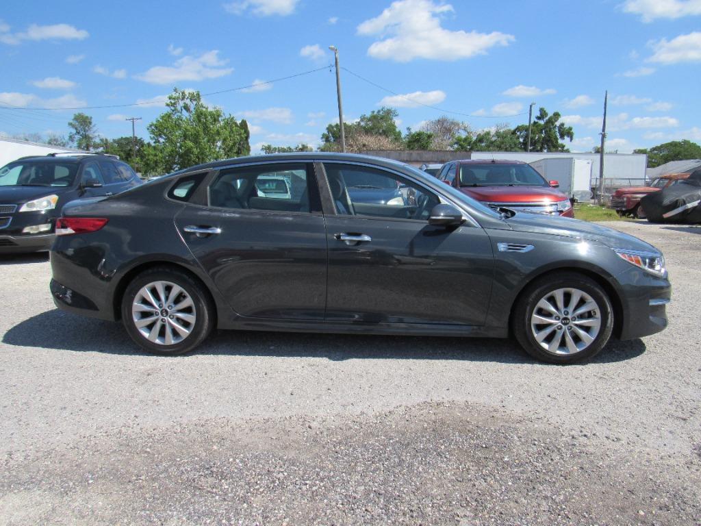 2016 Kia Optima - $11,475