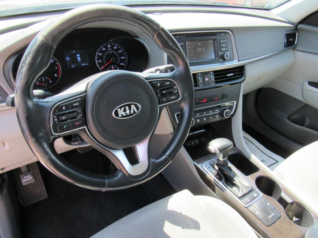 2016 Kia Optima - $11,475