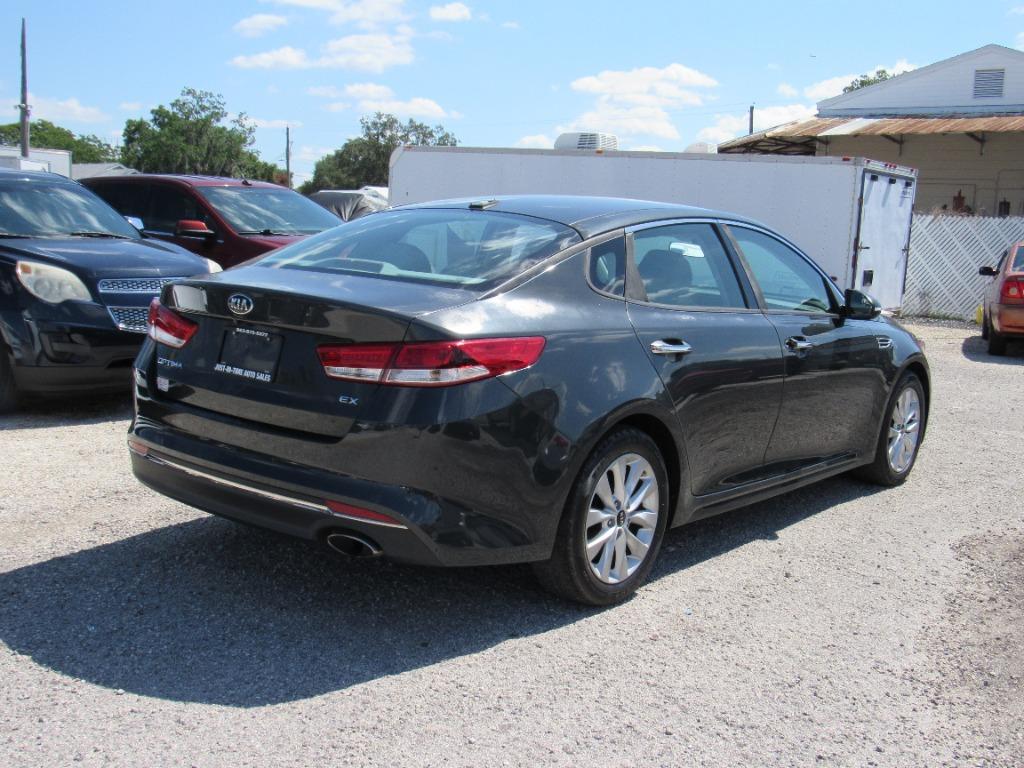 2016 Kia Optima - $11,475