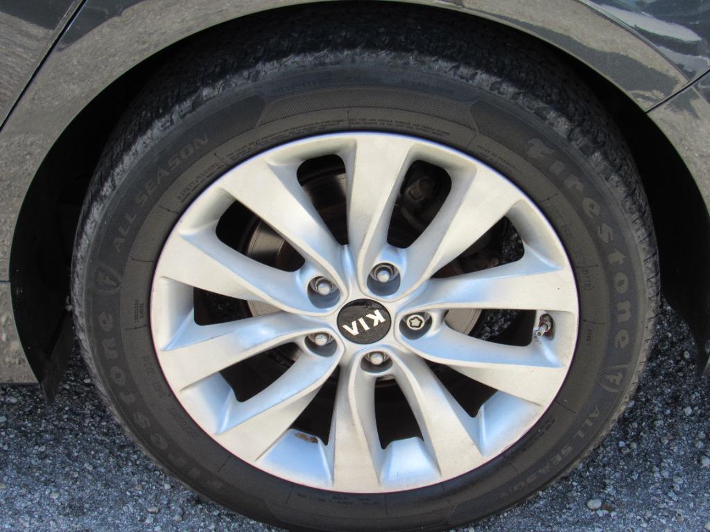 2016 Kia Optima - $11,475