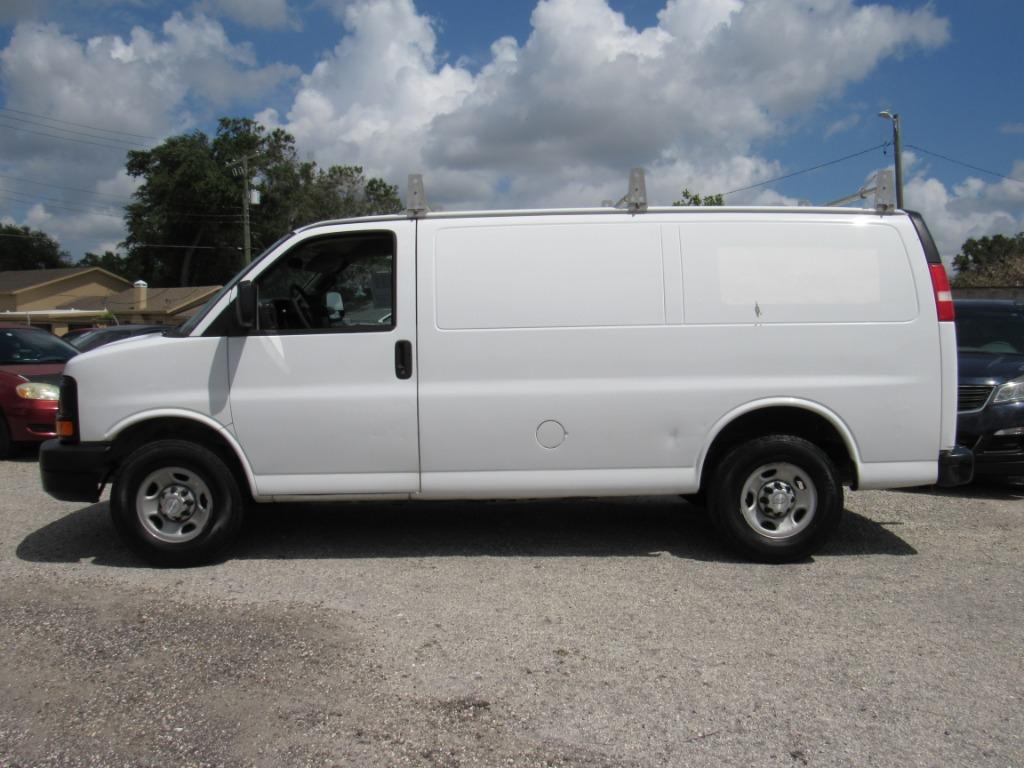 2017 Chevrolet Express - $10,995