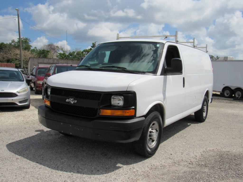 2017 Chevrolet Express - $10,995