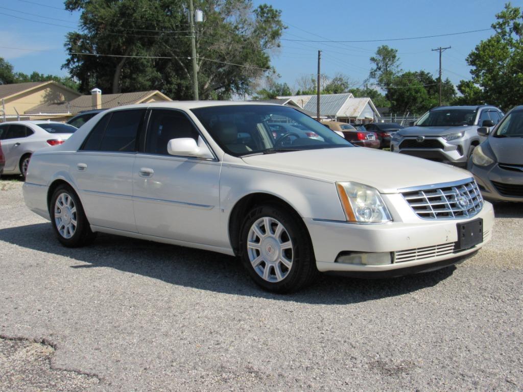2008 Cadillac DTS - $3,995