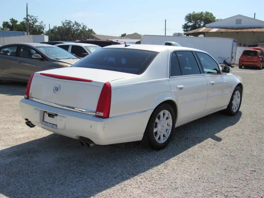 2008 Cadillac DTS - $3,995