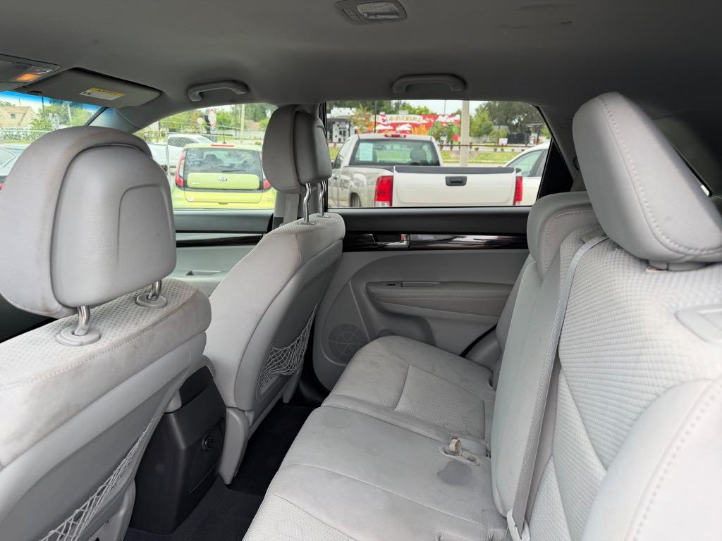 2011 Kia Sorento - $7,995