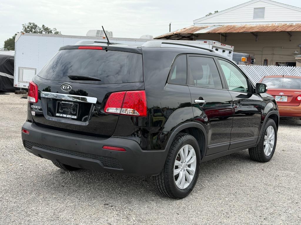 2011 Kia Sorento - $7,995