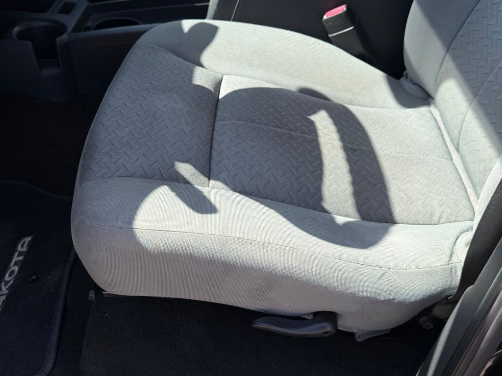 2009 Dodge Dakota - $8,995