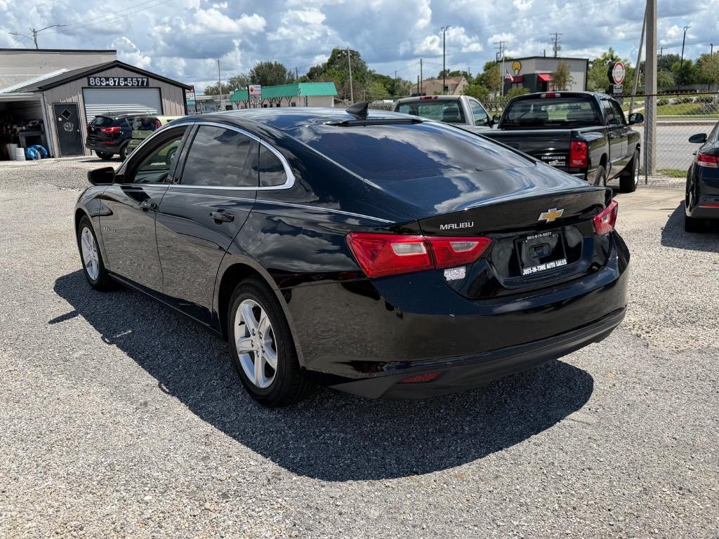 2019 Chevrolet Malibu - $10,995