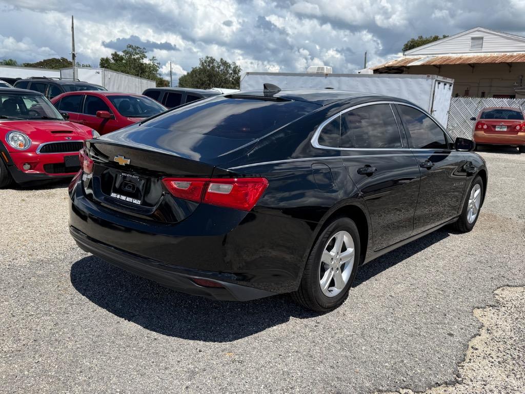 2019 Chevrolet Malibu - $10,995