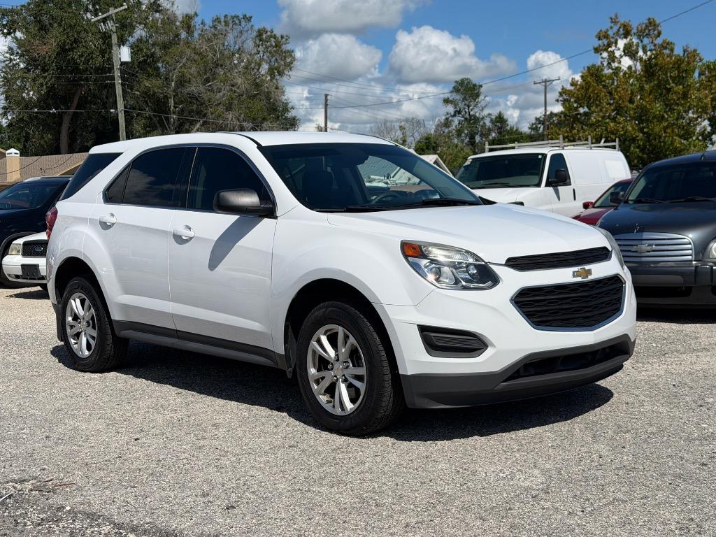 2017 Chevrolet Equinox - $10,995