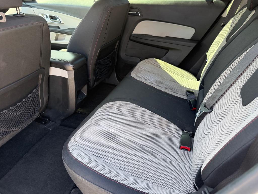 2017 Chevrolet Equinox - $10,995