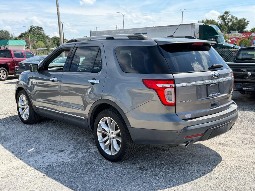 2014 Ford Explorer - $9,995