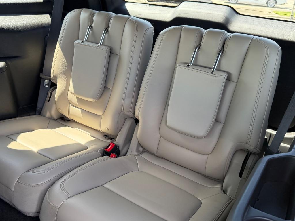 2014 Ford Explorer - $9,995