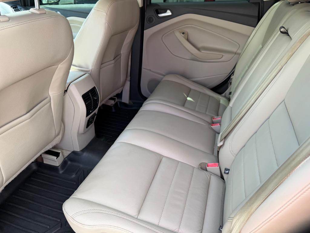 2015 Ford Escape - $8,995