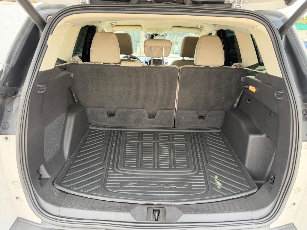 2015 Ford Escape - $8,995