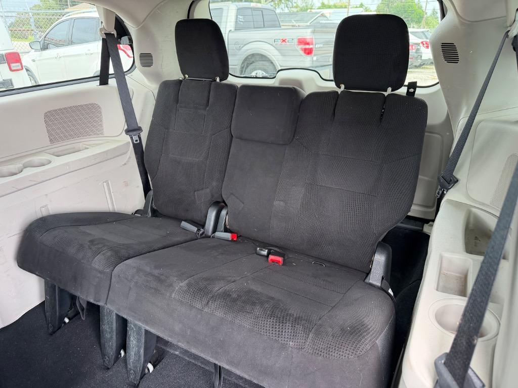 2013 Dodge Grand Caravan - $8,995