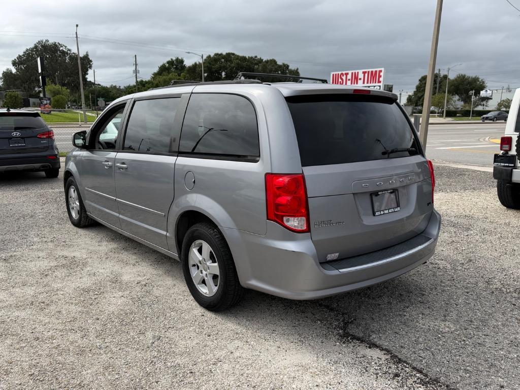 2013 Dodge Grand Caravan - $8,995