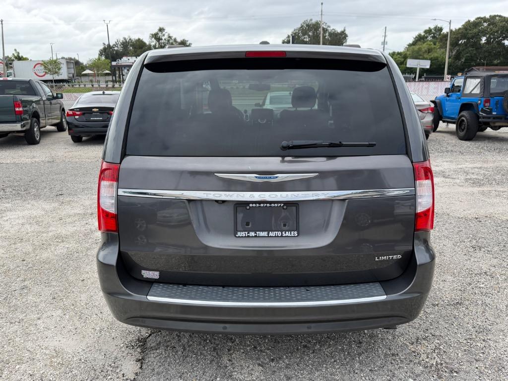 2015 Chrysler Town And Country