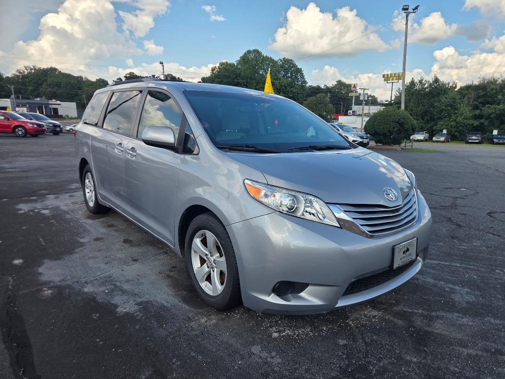 2017 Toyota Sienna