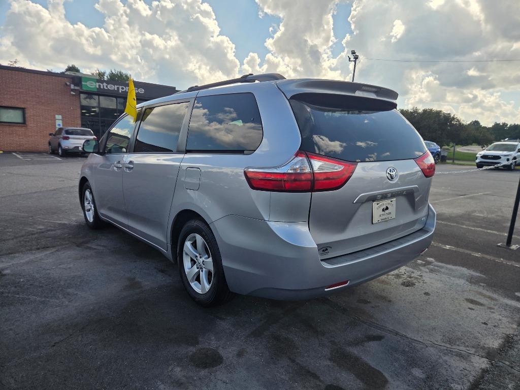 2017 Toyota Sienna