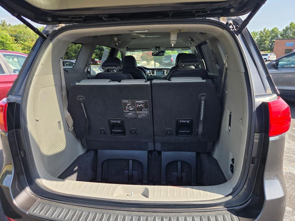 2016 Kia Sedona
