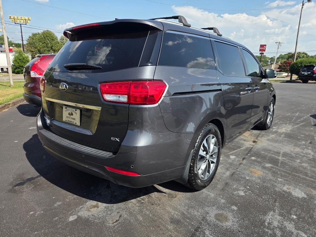 2016 Kia Sedona
