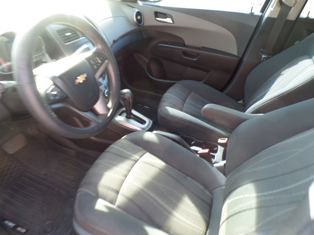 2015 Chevrolet Sonic - $7,495