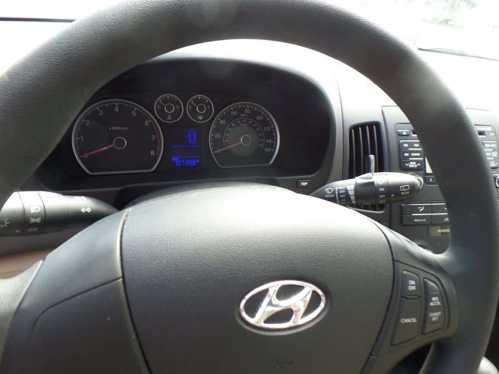 2012 Hyundai Elantra - $8,995