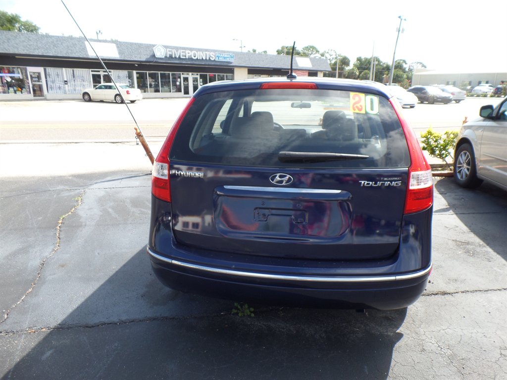 2012 Hyundai Elantra - $8,995