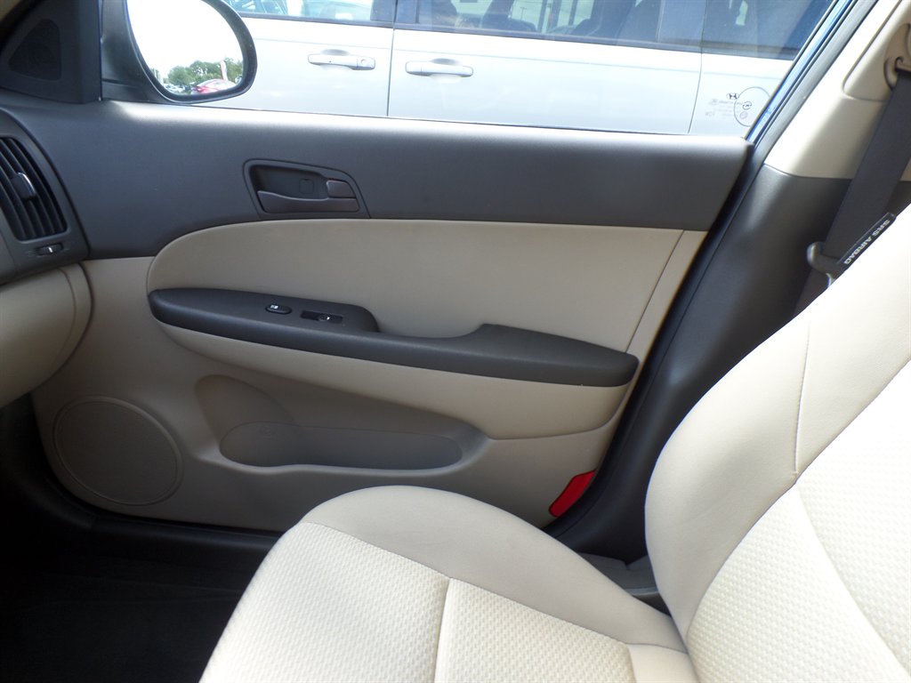 2012 Hyundai Elantra - $8,995
