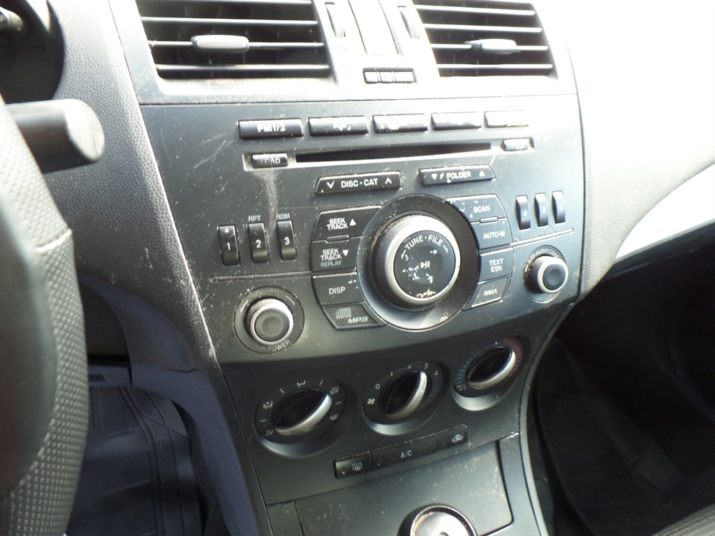 2013 MAZDA MAZDA3 - $6,995