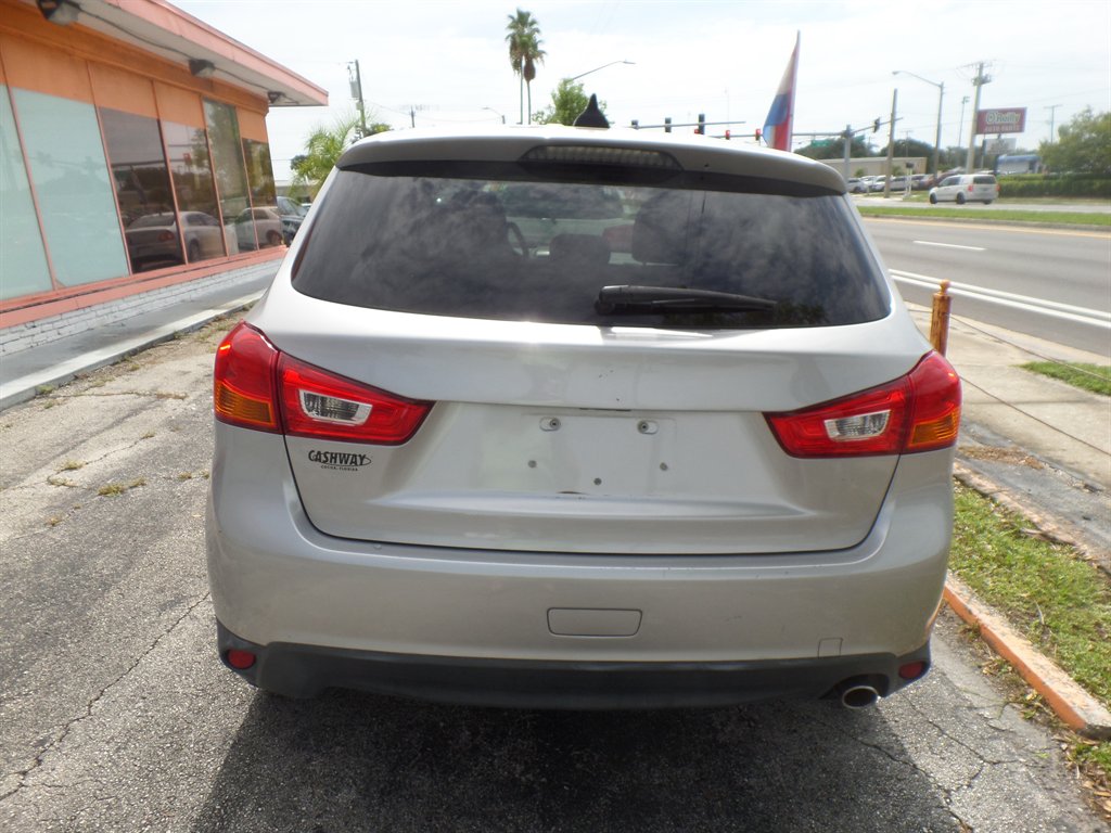 2013 Mitsubishi Outlander - $7,495
