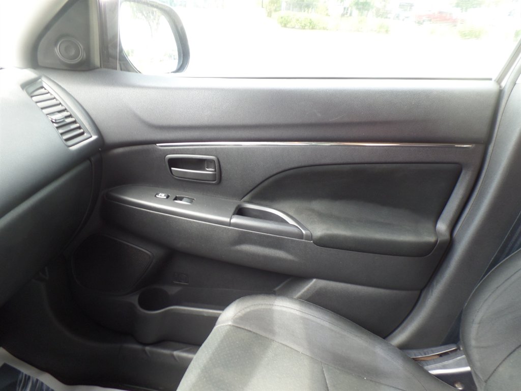 2013 Mitsubishi Outlander - $7,495
